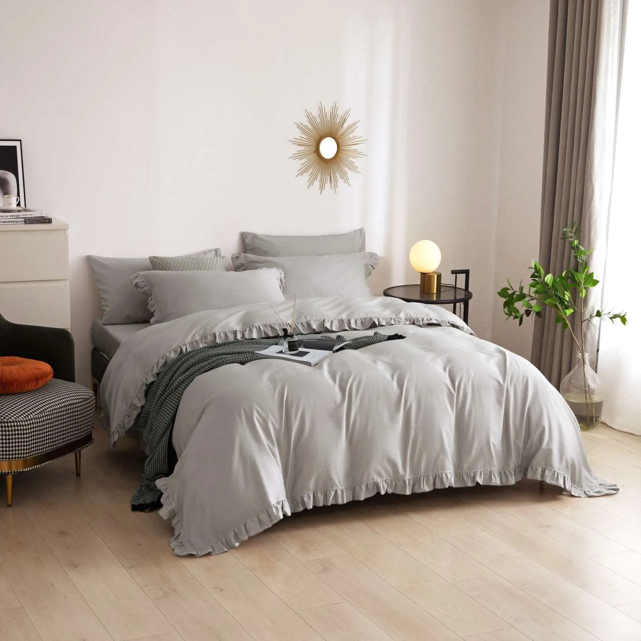 6 Pieces Luxury Ruffle Edge King Size Duvet Cover Set