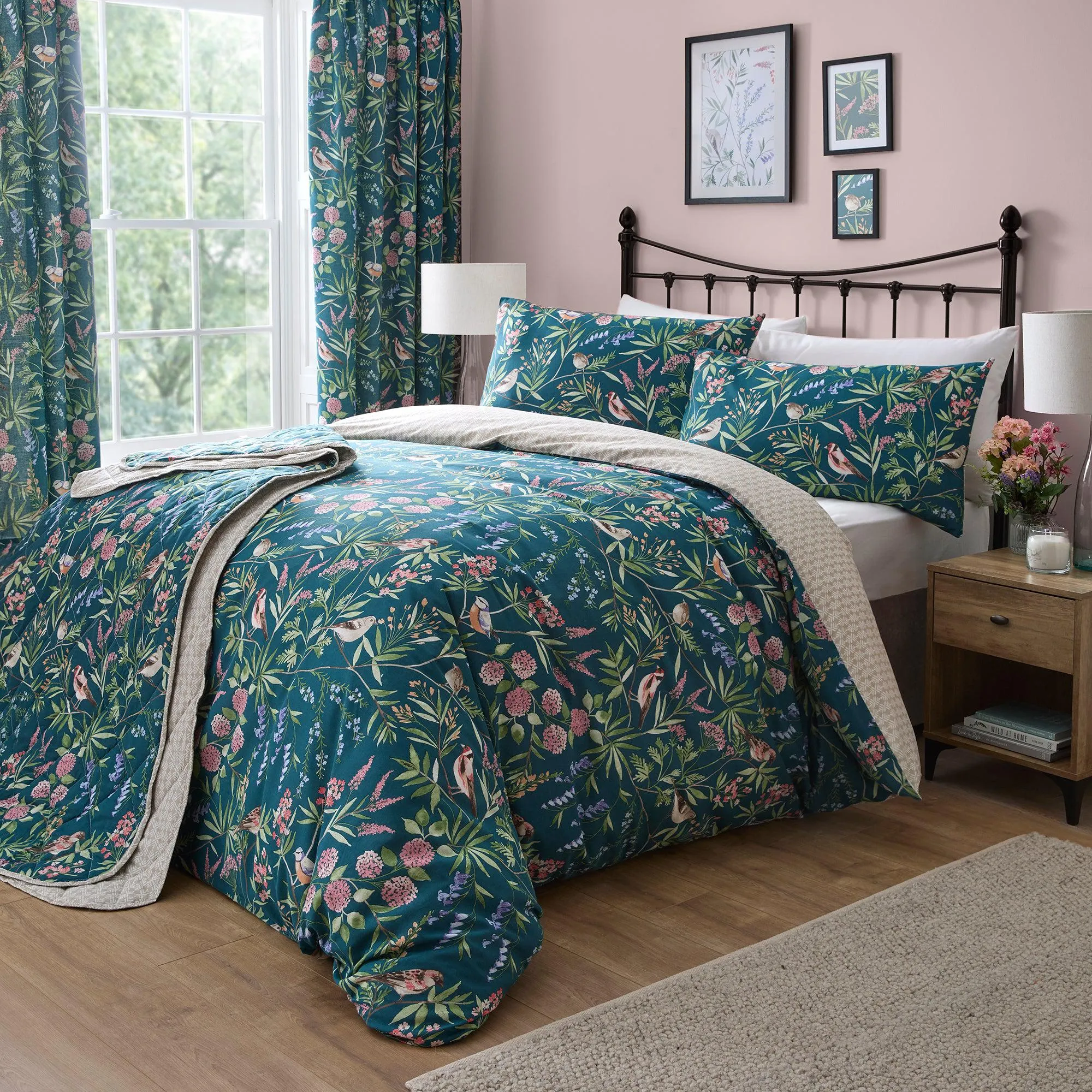 Dreams & Drapes Caraway Duvet Cover Set - Green