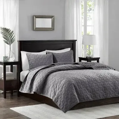 Gray Mercer Polyester Velvet Quilt Set (King/California King)