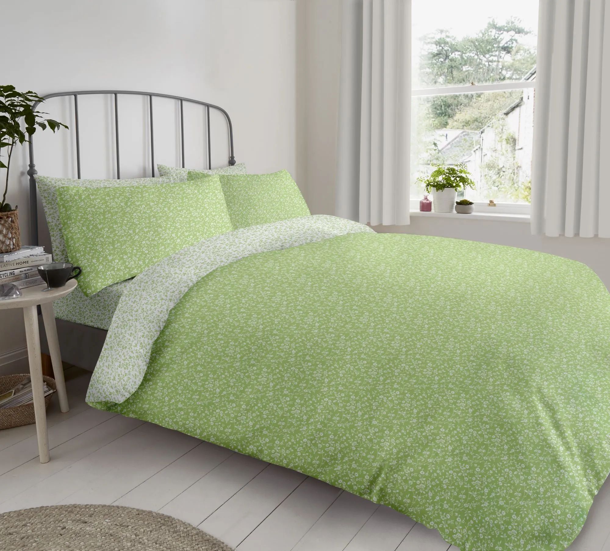 Lewis's Reversible Printed Bed In A Bag - Sage Green Florals