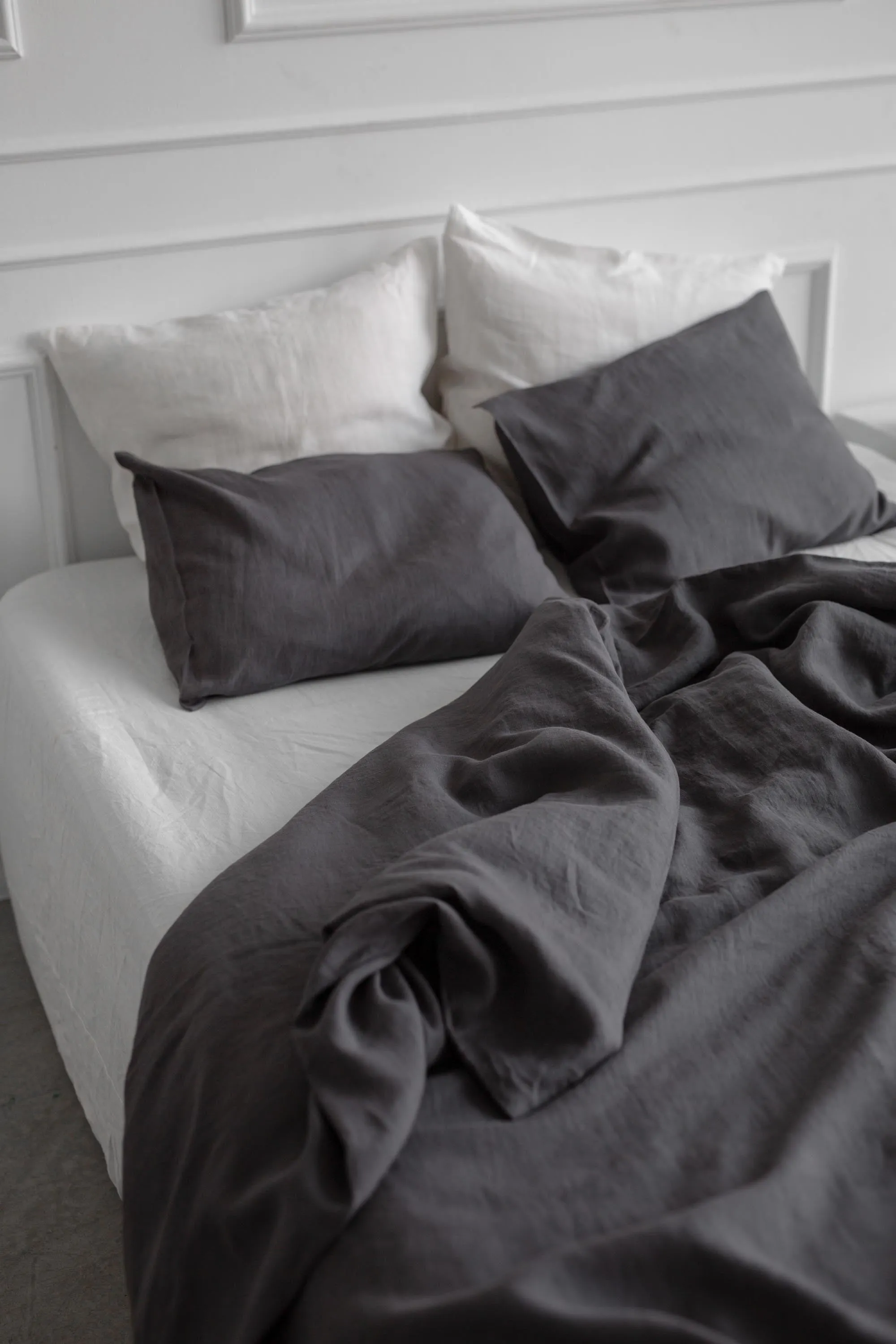 Linen Bedding Set - Charcoal