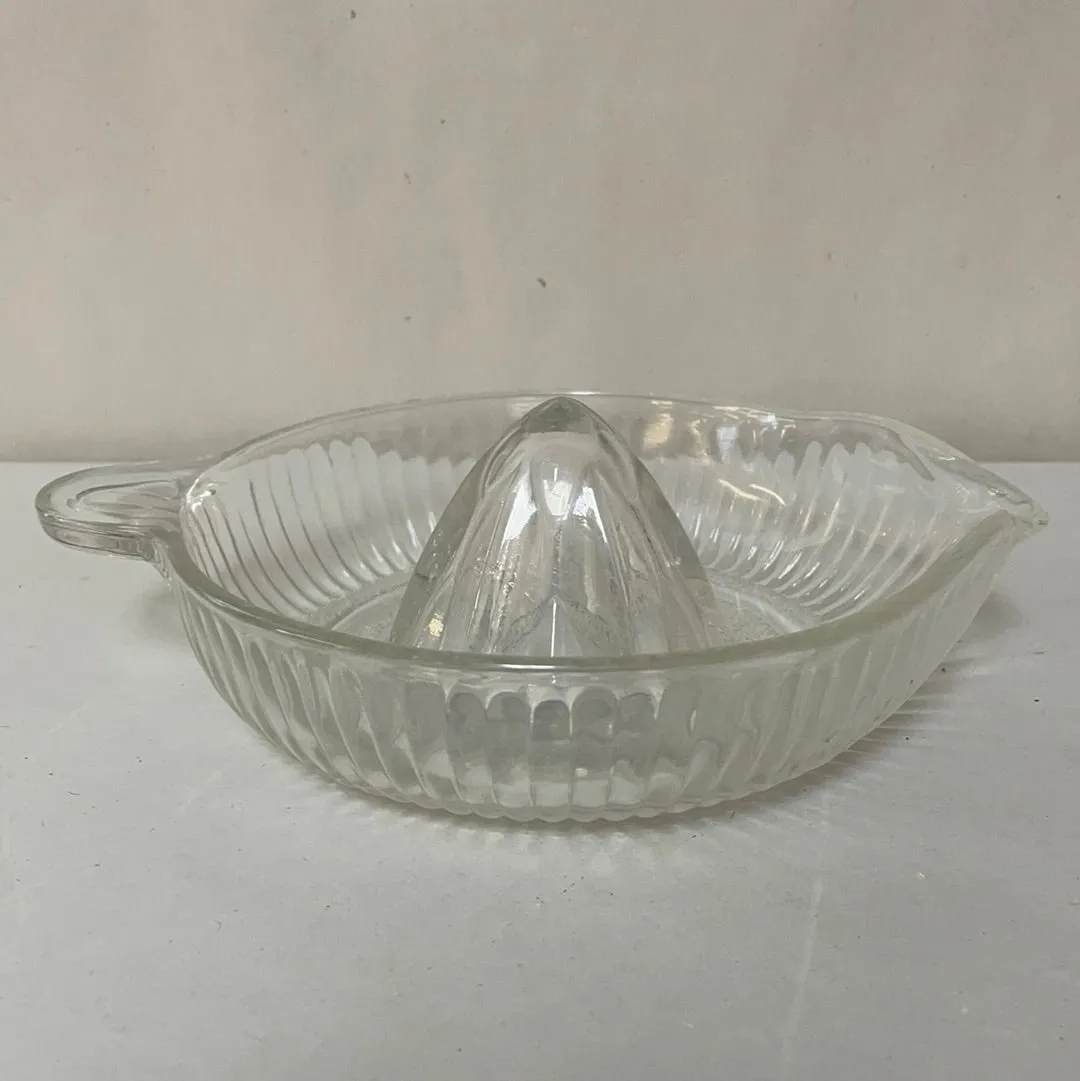 <€€ Vintage Heavy Glass Hand Juicer Citrus Reamer Oranges Limes Lemons 8” Ribbed