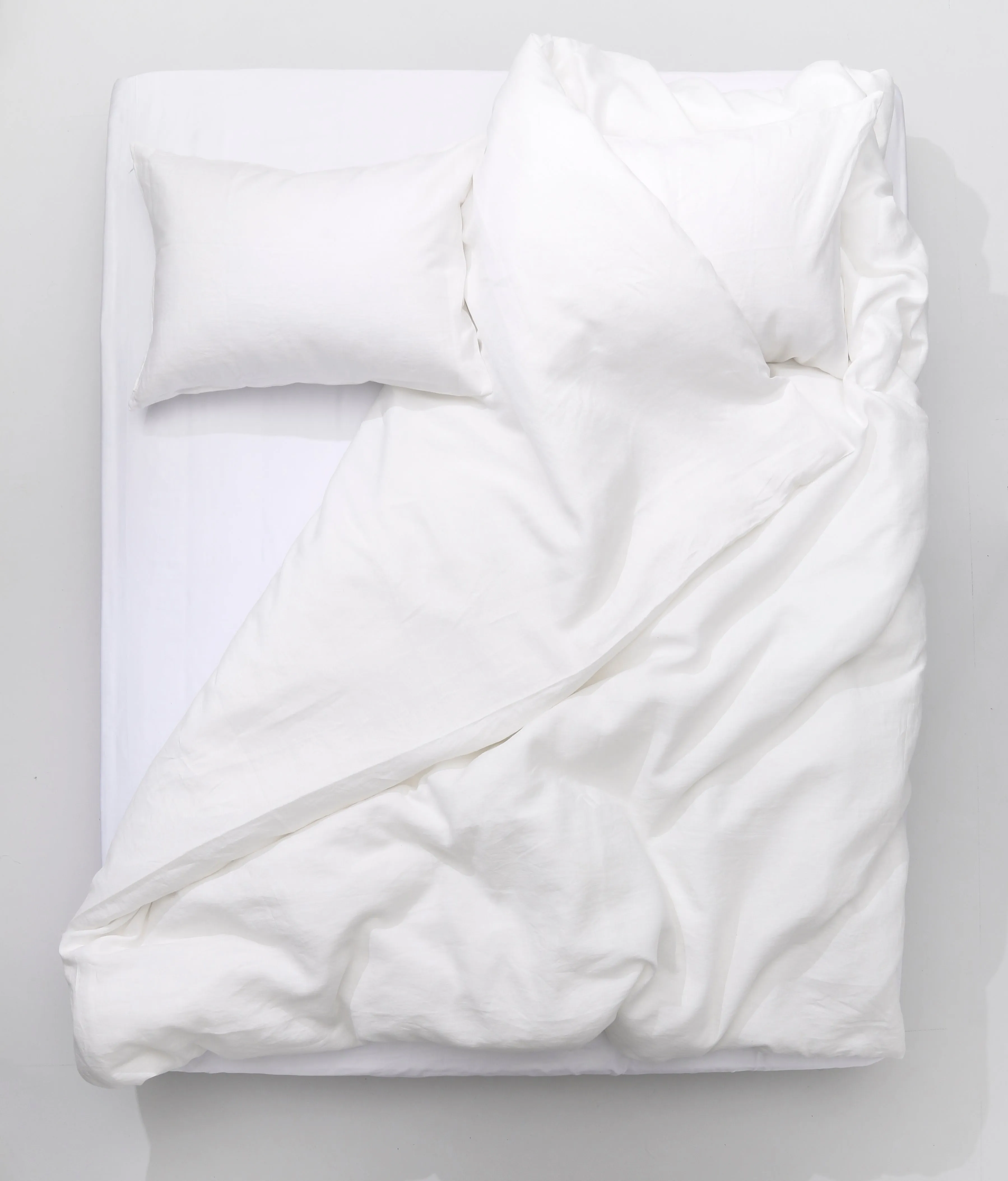 Masters of Linen™ Bedding in White Color