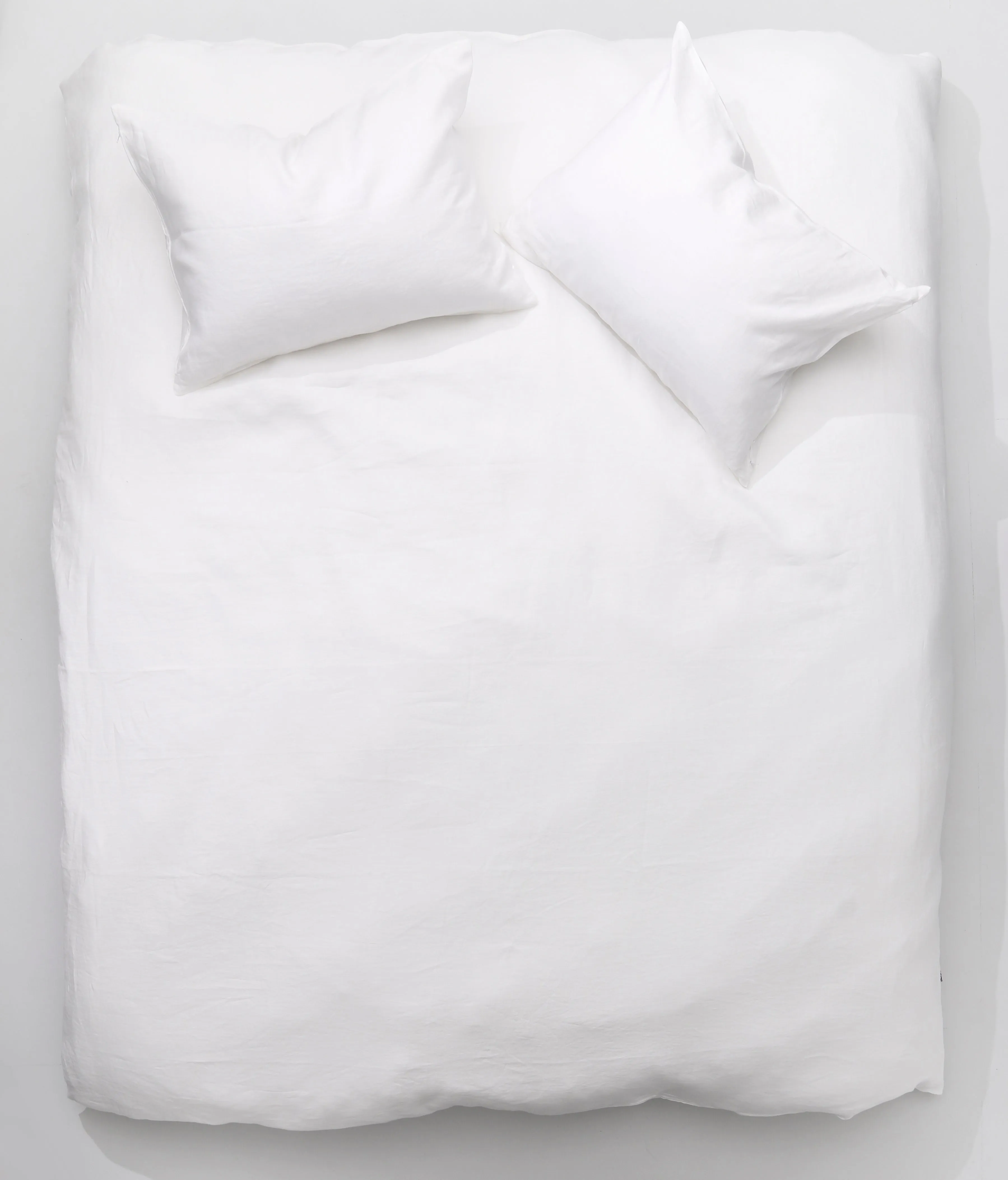 Masters of Linen™ Bedding in White Color