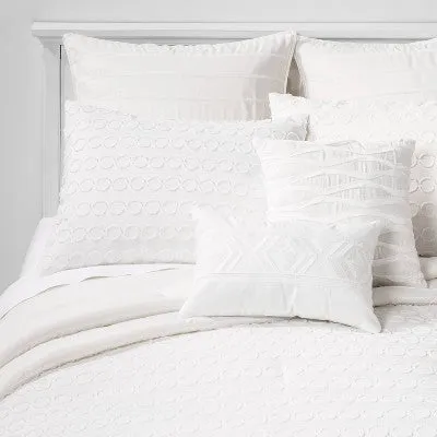 New - Threshold 8-Piece Comforter Set Jacquard Clipped Dot Pillows, White, Queen