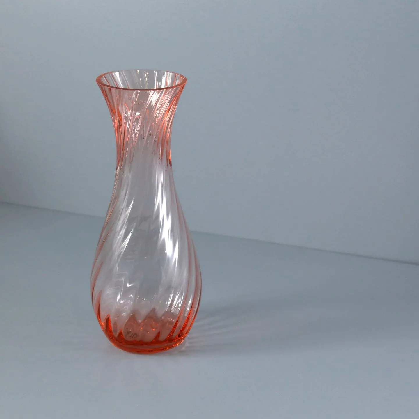 Quinn Optic Carafe / Rosalin