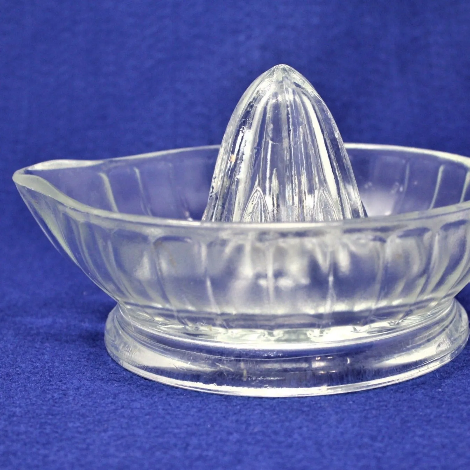 Reamer / Fruit Juicer, Depression Glass, Federal Glass, Vintage