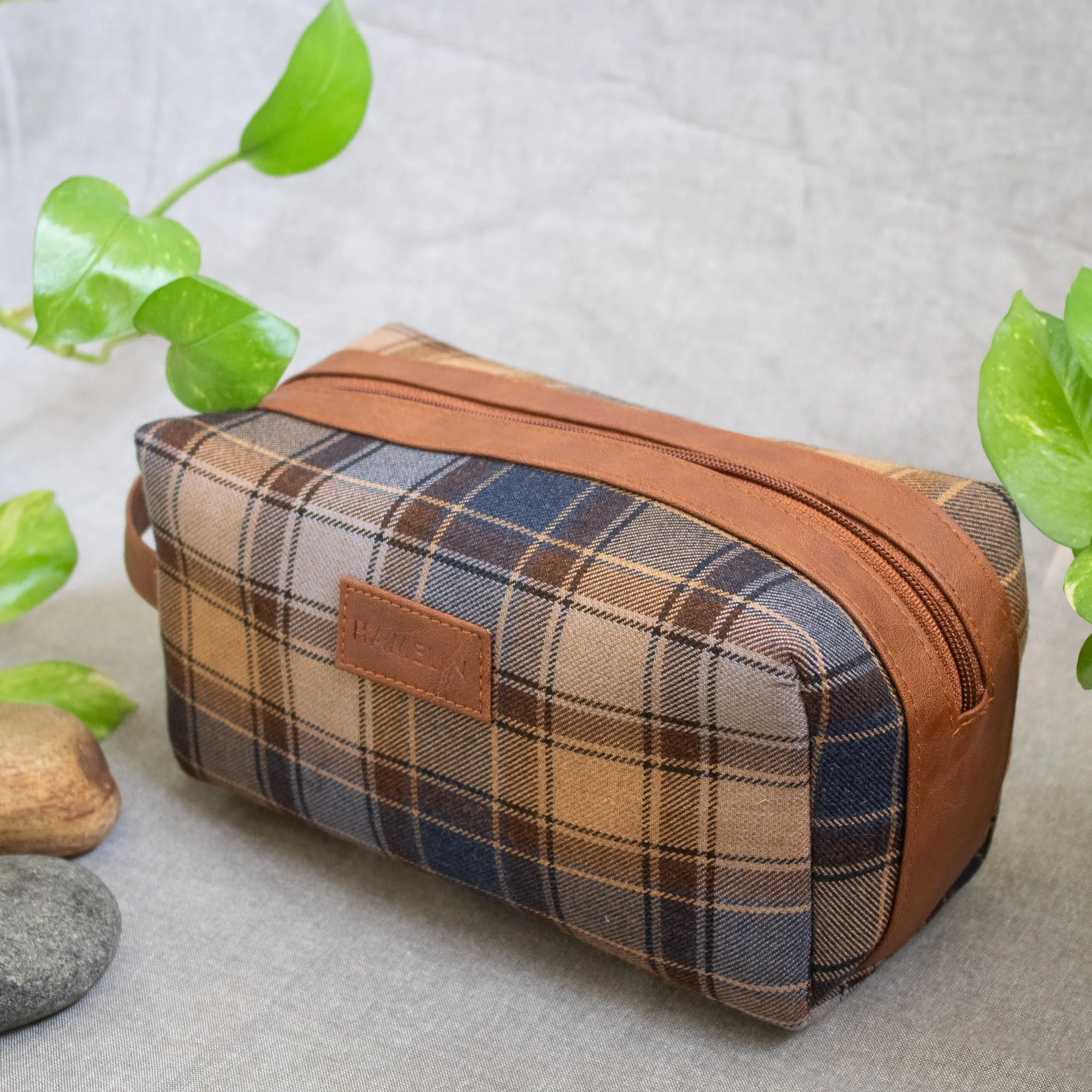 Tweed DOPP Kit for Men (Olive Twill)