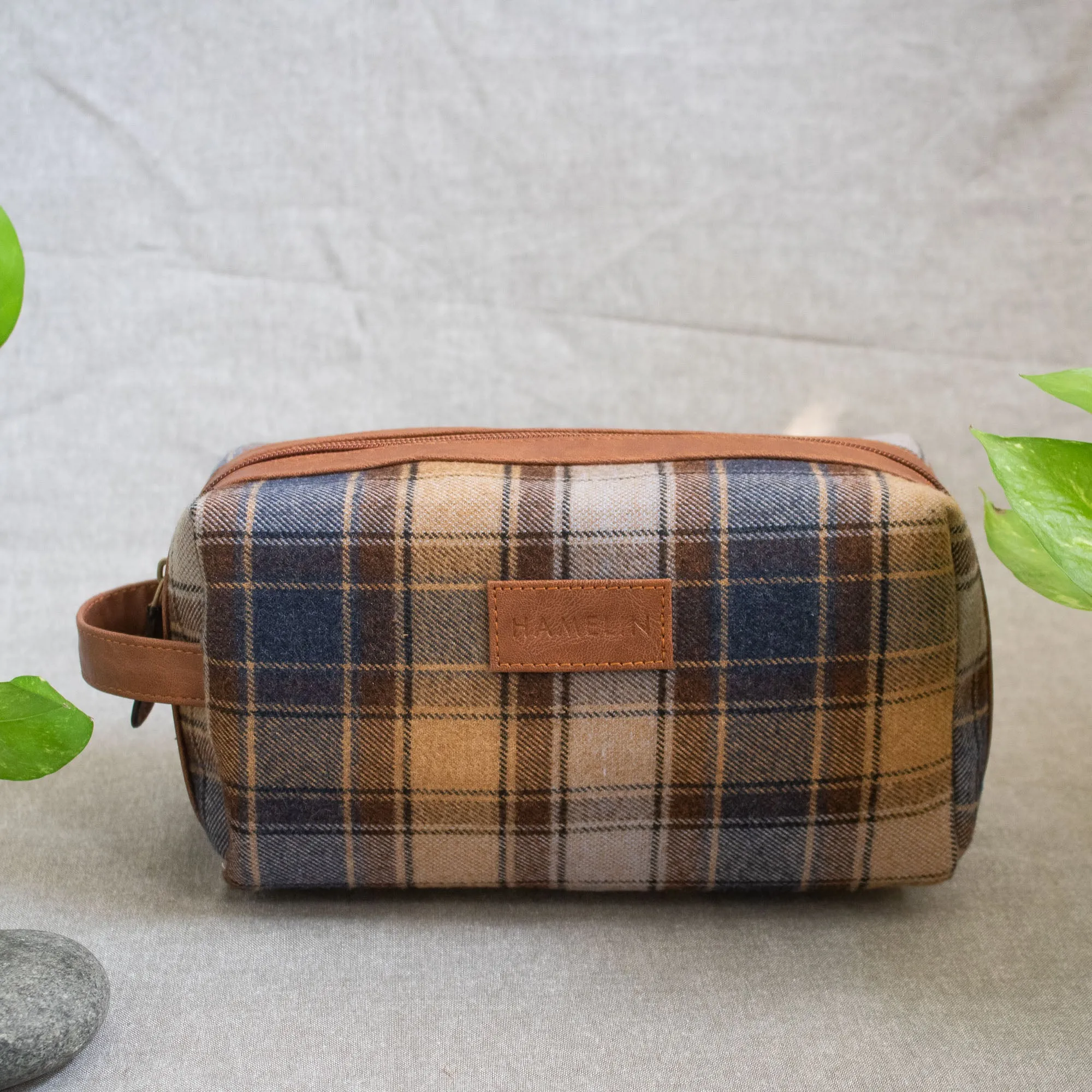 Tweed DOPP Kit for Men (Olive Twill)